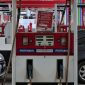 Mobil-mobil antre mengisi BBM di SPBU Jakarta, seiring kenaikan harga BBM nonsubsidi Pertamina per 4 Mei 2026.(Liputan6.com)