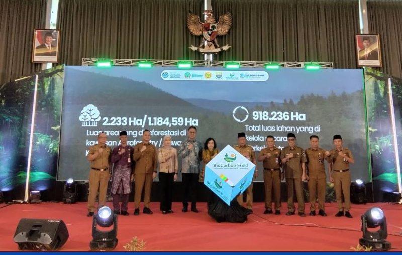 Sekda Sungai Penuh, Alpian, menghadiri Closing Meeting Program BioCF-ISFL di Swiss-Belhotel Jambi, Senin (4/5).