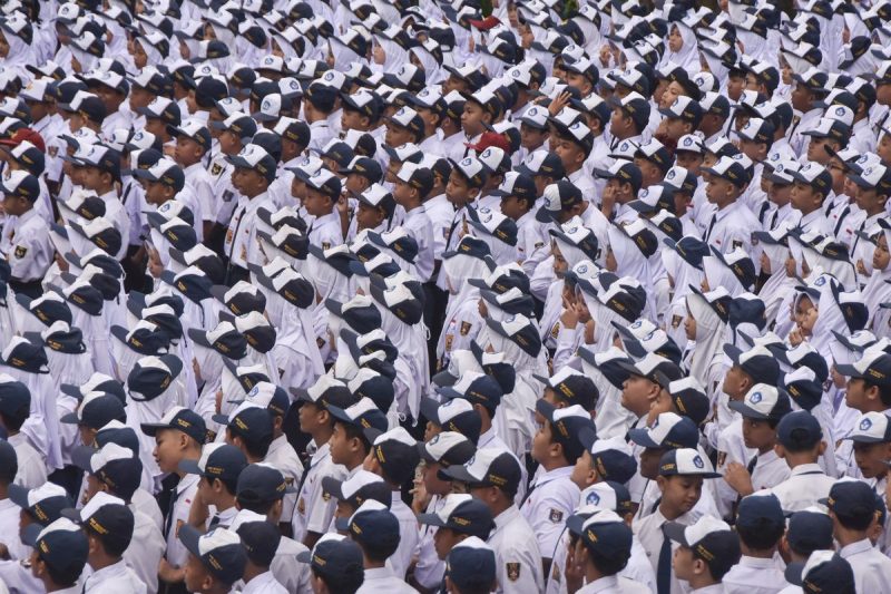 Ilustrasi siswa SMP. (ANTARA FOTO/Adeng Bustomi)