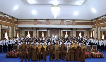 Sekda Sungai Penuh membuka kegiatan PKTBT 2026 untuk 195 peserta Latsar CPNS Formasi 2024.