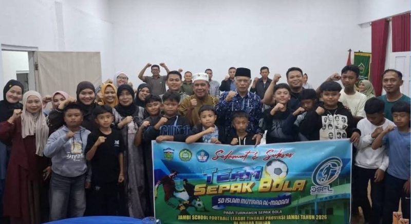 Tim SD Islam Mutiara Al Madani bersama Wakil Wali Kota Sungai Penuh (14/5/2026)