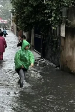 Jakarta Terendam Banjir, Puluhan RT dan Jalan Tergenang