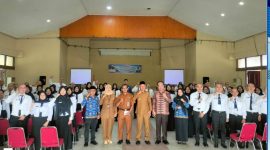Peserta Latsar CPNS Pemkot Sungai Penuh mengikuti pembinaan ASN BerAKHLAK.