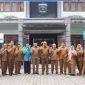 Wali Kota Alfin saat melakukan sidak di Kantor Camat Sungai Bungkal, menekankan disiplin ASN dan peningkatan pelayanan publik.