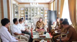 Wali Kota Alfin menerima BB TNKS bahas Jalan Tapan dan pelestarian TNKS. ( foto Pemkot)