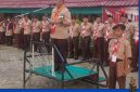 Sekda Kota Sungai Penuh Alpian membuka Jambore Cabang Pramuka Tahun 2026 di Bumi Perkemahan SMKN 4 Sungai Penuh, Jumat (29/5/2026). (Foto:  Prokopin)