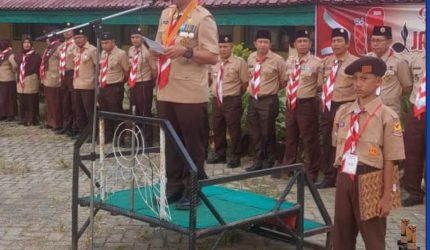 Sekda Kota Sungai Penuh Alpian membuka Jambore Cabang Pramuka Tahun 2026 di Bumi Perkemahan SMKN 4 Sungai Penuh.