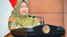 Siti Fauziah saat membuka acara “Kartini Masa Kini, Budayakan Deteksi Dini” di Kompleks Parlemen, Jakarta, Senin (11/5/2026).