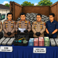 Ilustrasi  polisi menunjukkan barang bukti timah dan uang hasil kejahatan di Bangka