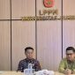 Sekda Sungai Penuh Alpian bersama jajaran Pemkot memantau langsung pelaksanaan Uji Kepatutan dan Kelayakan calon Dewan Pengawas Perumda Tirta Khayangan di LPPM Universitas Jambi, Sabtu (9/5/2026).