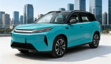 BYD Atto 3 terbaru hadir dengan desain lebih modern serta teknologi canggih seperti DiPilot 300 dan Blade Battery generasi kedua.(Foto :carnewschina.com)