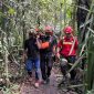 Evakuasi jasad WN Singapura pendaki Gunung Dukono. (Dok. BNPB)