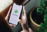 Ilustrasi penggunaan WhatsApp (Foto: Freepik)