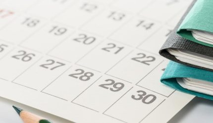 Ilustrasi kalender dengan penanda tanggal libur nasional Waisak 2026 dan akhir pekan di Indonesia.