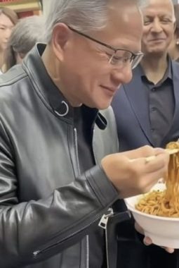 Kunjungan Jensen Huang Bikin Restoran Ini Viral