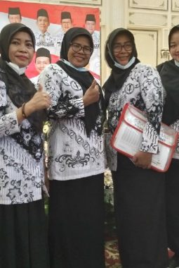 PPPK Kritik Usulan Pengangkatan Guru Honorer Jadi PNS