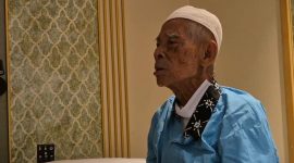 Mardijiyono Karto Sentono (103), jemaah haji asal Bantul Yogyakarta tiba di Madinah, Minggu (3/5/2026). Foto: Dok MCH 2026