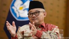 Foto Mendikdasmen Abdul Mu'ti: (dok detikcom)