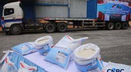 Pelepasan ekspor Beras Befood Nusantara untuk jemaah haji Indonesia di Gudang BULOG Kelapa Gading, Jakarta Utara (CNBC Indonesia/Faisal Rahman)