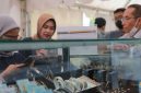 Daftar harga emas Galeri 24, Antam, UBS, dan Antam Retro yang turun pada 23 Mei 2026.