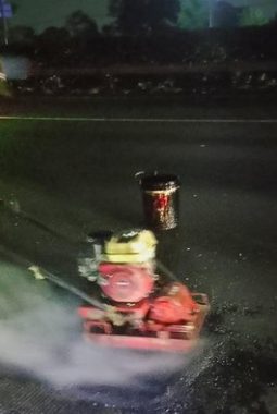 Sejumlah Mobil Pecah Ban di Tol Jagorawi