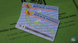 Dukcapil mendorong instansi menghentikan fotokopi e-KTP dan beralih ke pembacaan chip digital