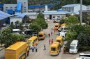 Personel dan kendaraan darurat China tiba di area tambang batu bara Liushenyu di Provinsi Shanxi, China, usai ledakan terjadi (Foto: AFP/CNS