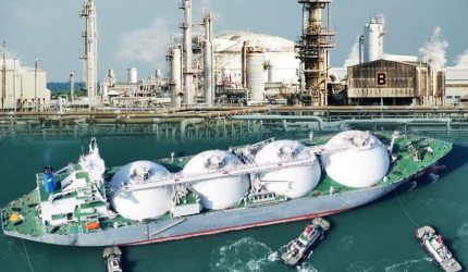 Ilustrasi industri gas dan LNG yang mengalami kenaikan harga akibat minyak dunia.