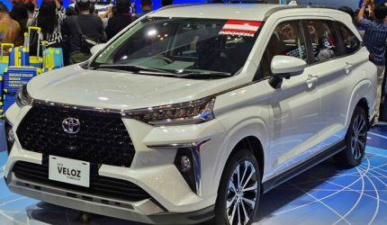 Toyota Veloz Hybrid dengan teknologi baterai hybrid tahan lama