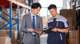Proses pengiriman barang dari pemasok ke perusahaan dalam sistem supply chain.( Foto : Pengadaian.co.id)