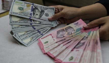 Ilustrasi nilai tukar rupiah terhadap dolar AS di pasar valuta asing.