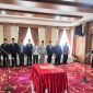 Wali Kota Sungai Penuh, Alfin S.H., melantik Dewan Pengawas Perumda Air Minum (PDAM) Tirta Khayangan periode 2026–2030 di Ruang Pola Kantor Wali Kota Sungai Penuh, Senin (01/6).