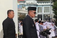 Wali Kota Sungai Penuh Alfin, SH memimpin Upacara Hari Lahir Pancasila 2026 di Lapangan Kantor Wali Kota Sungai Penuh, Senin (1/6/2026).
