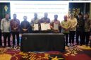 Wawako Sungai Penuh Azhar Hamzah menghadiri RUPS Luar Biasa Bank Jambi di Bandung, Senin (8/6/2026).