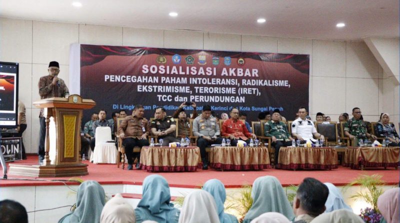 Wawako Azhar Hamzah mengajak pelajar menolak radikalisme dan perundungan, Kamis (18/6/2026).
