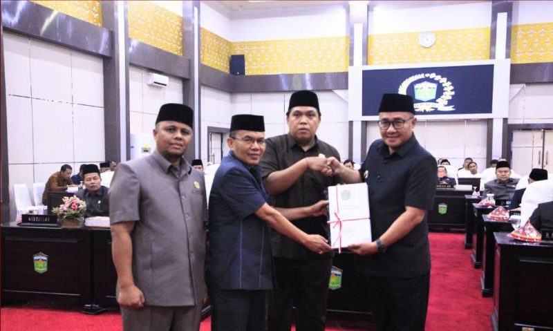 DPRD Kota Sungai Penuh menggelar Rapat Paripurna I Masa Persidangan III Tahun 2026 di ruang rapat utama DPRD, Jumat (26/6)