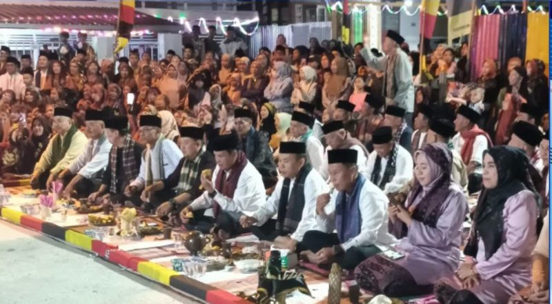 Tradisi Balek Kalahek Tempurung menjadi simbol kuat identitas budaya masyarakat Luhah Rio Mendiho