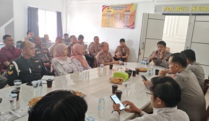 Kapolres Kerinci memimpin rapat koordinasi penertiban BBM bersubsidi di Mapolres Kerinci bersama Disperindag, TNI, dan pengelola SPBU.
