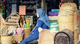 Gambar ilustrasi kegiatan ekonomi sektor UMKM. (Foto Pexels)