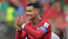 Cristiano Ronaldo dinilai membuat permainan Timnas Portugal menjadi tidak wajar. (Foto: Getty Images/Alex Slitz)