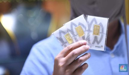Emas batangan Antam turun harga hari ini Juni 2026