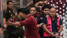 Dadan Hindayana ditahan Kejagung (Andhika Prasetia/detikFoto)