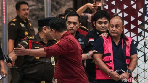 Dadan Hindayana ditahan Kejagung (Andhika Prasetia/detikFoto)