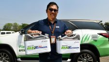 Ilustrasi pengisian BBM dengan campuran bioetanol 5 persen di SPBU sebagai bagian dari kebijakan ESDM (Foto: Pertamina)