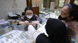 Harga emas hari ini di Pegadaian per 2 Juni 2026 bergerak beragam, dengan Antam stabil dan UBS turun.( Foto : CNBC Indonesia/Muhammad Sabki)