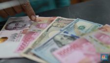 Mayoritas mata uang Asia melemah terhadap dolar AS di tengah meningkatnya permintaan aset safe haven akibat konflik Timur Tengah.(Foto : CNBC Indonesia/Muhammad Sabki)