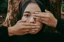 Ilustrasi hindari ghibah. Foto: Pexels