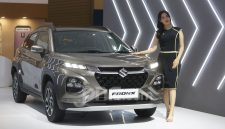 Penjualan mobil Suzuki pada April 2026 mengalami lonjakan signifikan berkat tingginya permintaan kendaraan niaga dan model hybrid.( Foto : Ricardo)
