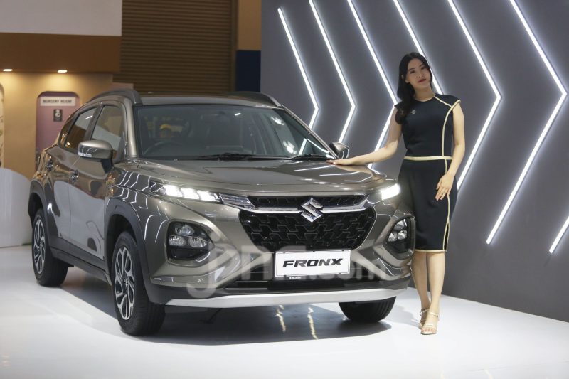 Penjualan mobil Suzuki pada April 2026 mengalami lonjakan signifikan berkat tingginya permintaan kendaraan niaga dan model hybrid.( Foto : Ricardo)