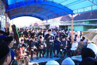 Pimpinan dan anggota DPRD Kota Sungai Penuh menyampaikan belasungkawa kepada keluarga almarhum Dahkir Yahya di rumah duka.